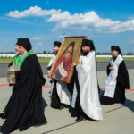 Епископ Борисовский и Марьиногорский Вениамин возглавил встречу святыни в Национальном аэропорту «Минск»