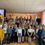 Мероприятие в честь Дня матери и праздника Покрова состоялось с участием священника в Березинской начальной школе №1