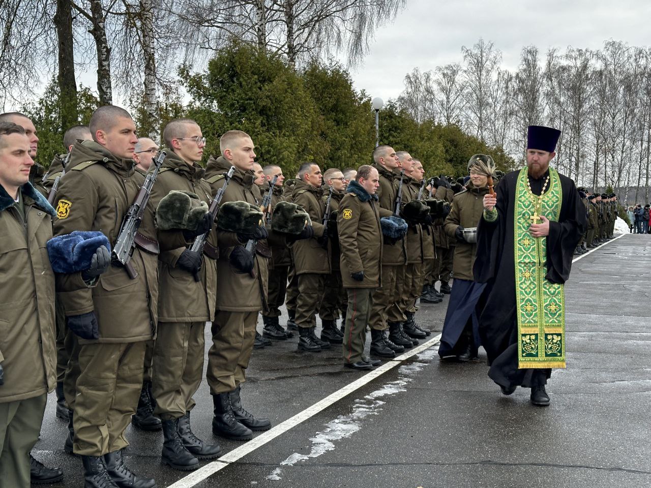 В Жодино состоялась церемония принятия Военной присяги военнослужащими  нового пополнения - БОРИСОВСКАЯ ЕПАРХИЯ