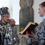 Епископ Борисовский и Марьиногорский Вениамин возглавил Литургию Преждеосвященных Даров в Воскресенском соборе