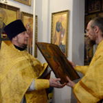 Епископ Вениамин возглавил Литургию в Михайловском храме г.п. Правдинский