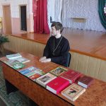 В День православной книги священник провел беседу в Жодинской гимназии