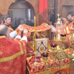 В четверг Светлой седмицы Преосвященнейший Вениамин возглавил Литургию в храме в честь Рождества Христова города Борисова