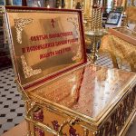 В кафедральный собор Воскресения Христова прибывает ковчег с частицами мощей новомучеников и исповедников Церкви Русской