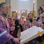В канун Недели 4-й Великого поста митрополит Вениамин совершил всенощное бдение в Ляденском мужском монастыре
