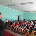 В летнем детском оздоровительном лагере «Яновщина» Крупского района состоялась духовно-нравственная беседа с отдыхающими школьниками