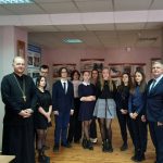«В кругу семьи рождается душа» — протоиерей Сергий Башкиров обсудил со школьниками вопросы сохранения традиционных семейных ценностей