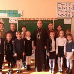 В средней школе д. Ананичи Пуховичского р-на священник провел беседы с учащимися