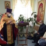 Священник посетил отделение постоянного пребывания в д. Рудня
