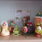 В Поплавской сельской библиотеке представлена выставка декоративно-прикладного творчества «Пасхальный перезвон»