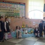 В школах Березино начали работу пасхальные выставки