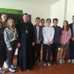 Священнослужитель посетил учебные заведения г. Борисова и побеседовал с учащимися о семейных ценностях