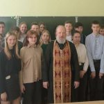 В Международный день семьи беседу со школьниками провел протоиерей Андрей Евдокимов