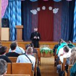 Священник провел беседу с учащимися Смиловичского сельхозлицея