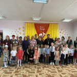Праздничное мероприятие, посвященное Дню матери и празднику Покрова, прошло с участием священника в детском саду №8 г. Березино