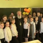 Протоиерей Андрей Евдокимов провел беседу с учащимися, посвященную празднику Покрова и Дню матери