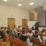 В Неделю родительской любви иерей Григорий Целков провел беседы в школах Марьиной Горки и района