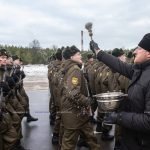 Протоиерей Сергий Башкиров принял участие в ритуале принятия новобранцами Военной присяги в 72-м гвардейском ОУЦ в Печах