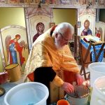Чин Великого освящения воды в канун праздника Крещения Господня совершен в Логойском доме-интернате для престарелых и инвалидов