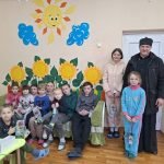 Рождественская встреча священника с воспитанниками детского социального приюта д. Дубровка