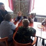 Иерей Сергий Чукович рассказал воспитанникам Жодинского социально-педагогического центра о Поясе Пресвятой Богородицы