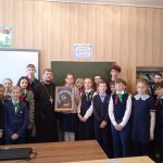 Протоиерей Александр Лазовский провел беседу с учащимися о событиях Страстной седмицы и празднике Пасхи