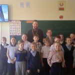 Иерей Сергий Чукович поговорил с учащимися о празднике Благовещения и Великом посте